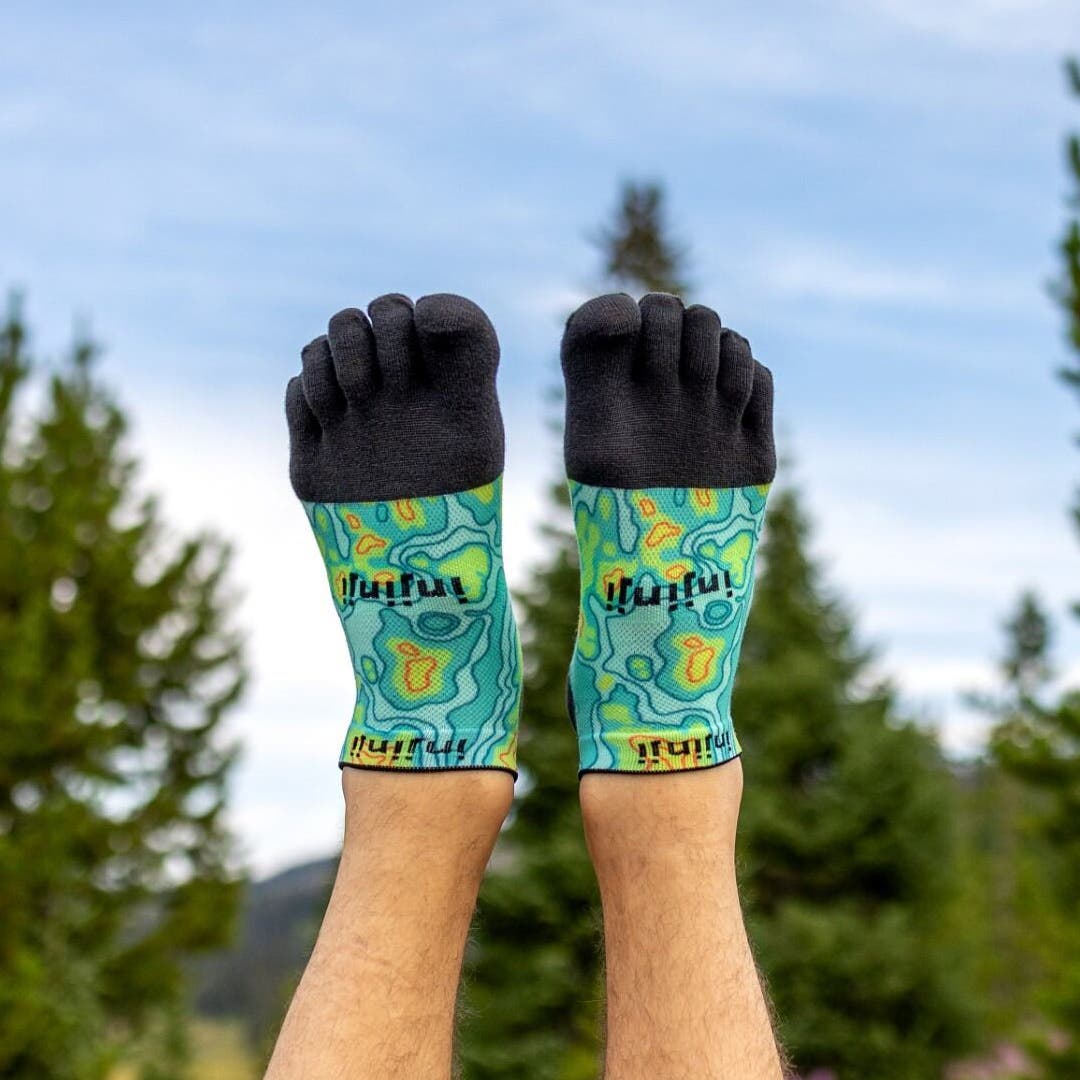 Injinji Artist Designed Women's No-Show running toesocks in Hydro.