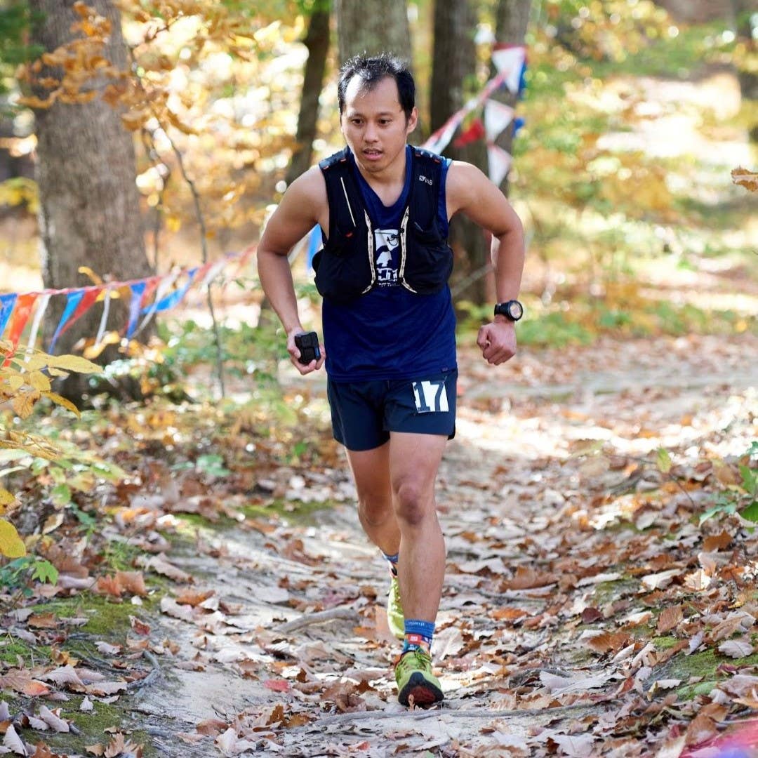 Team Injinji athlete Jesse Fuller running the PB&J race.