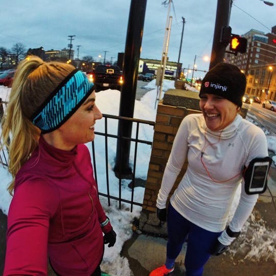 Team Injinji's Lindsey and Kati training together. Team Injinji's Lindsey and Kati training together.